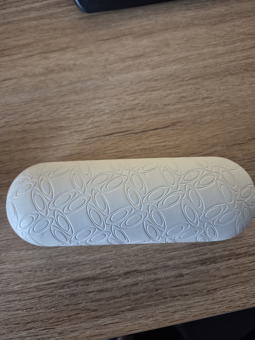 Authentic Oakley White Hard Case | Embossed Logo Sunglasses Eyeglass Clamshell